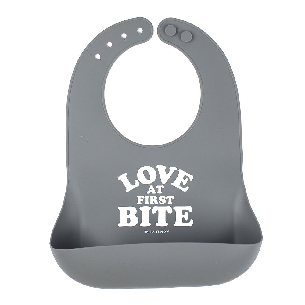 Love at First Bite Wonder Bib