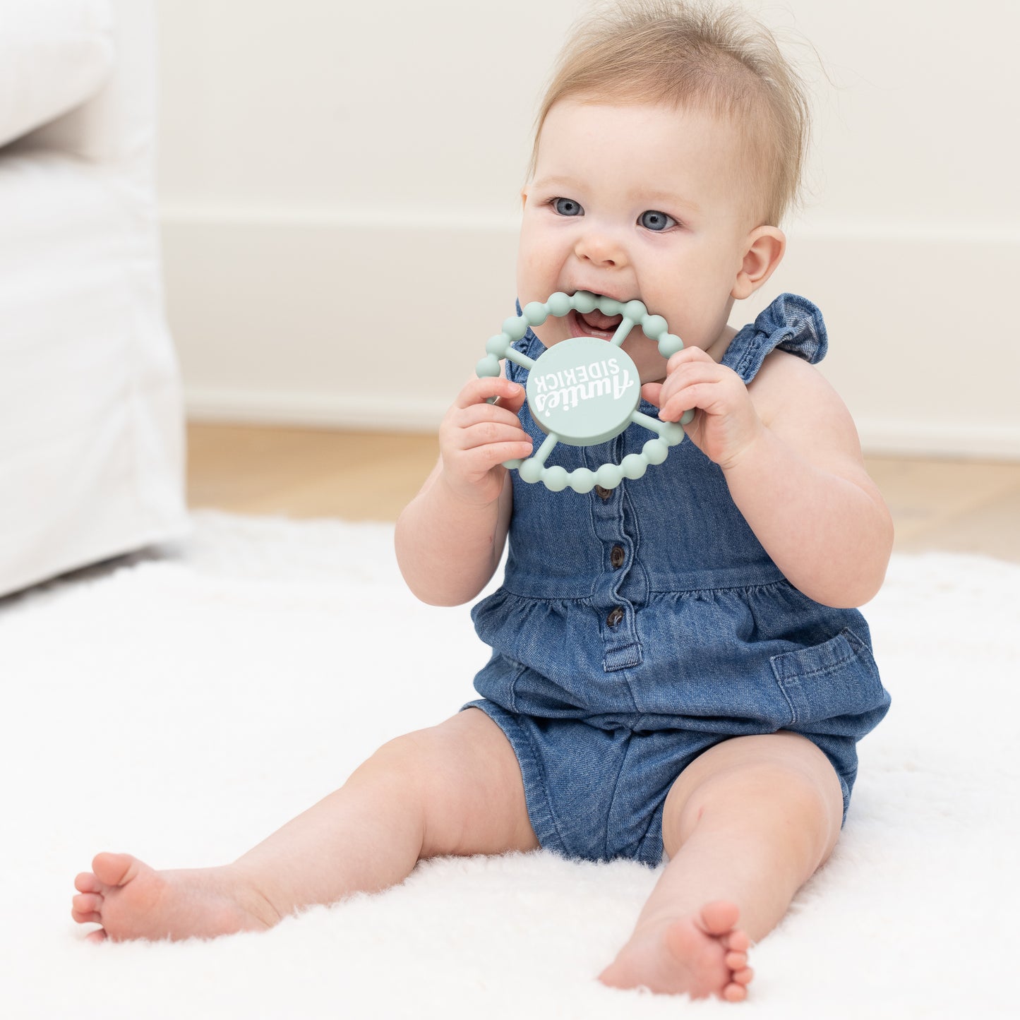 Aunties Sidekick Happy Teether