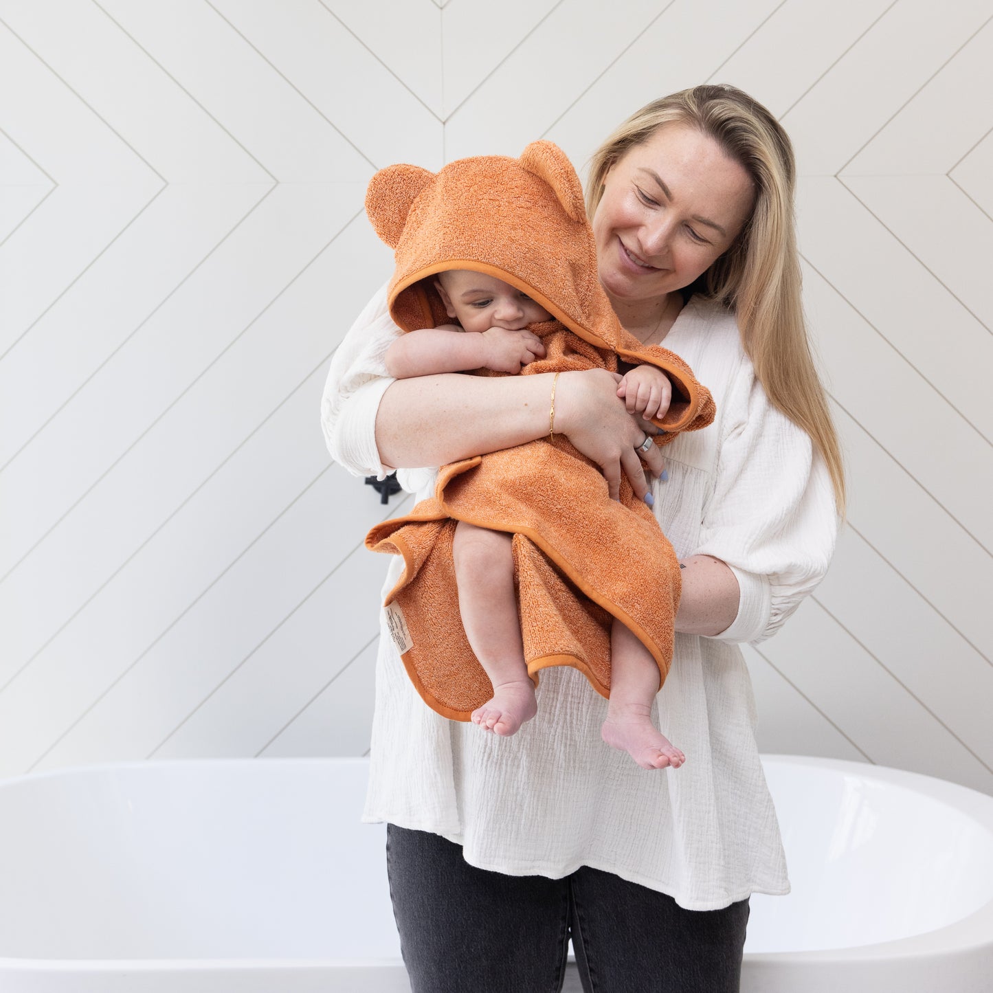 Hooded Towel + Wash Mitt Set Pumpkin